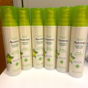 NIB sealed. Aveeno Micellar Gel Face Cleanser
